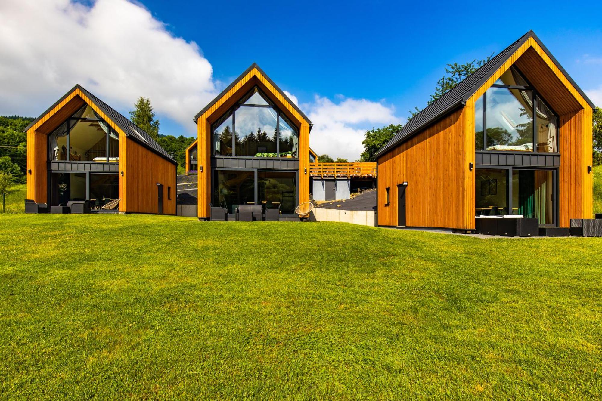 Gwiazda Mogielicy Basen & Balia, Sauna Holiday home *